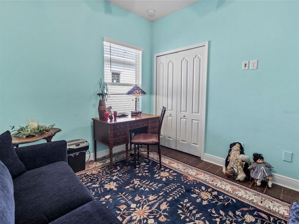 For Sale: $388,500 (3 beds, 2 baths, 1528 Square Feet)