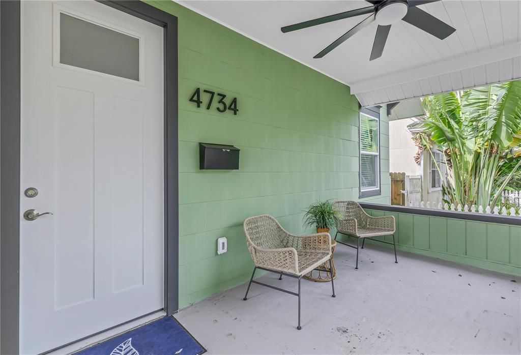 Active With Contract: $550,000 (3 beds, 2 baths, 1369 Square Feet)