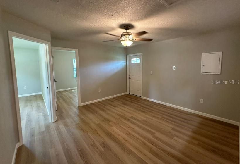 For Rent: $2,875 (4 beds, 3 baths, 1629 Square Feet)