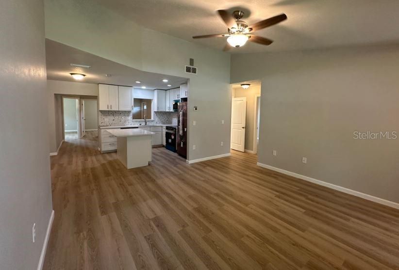 For Rent: $2,875 (4 beds, 3 baths, 1629 Square Feet)