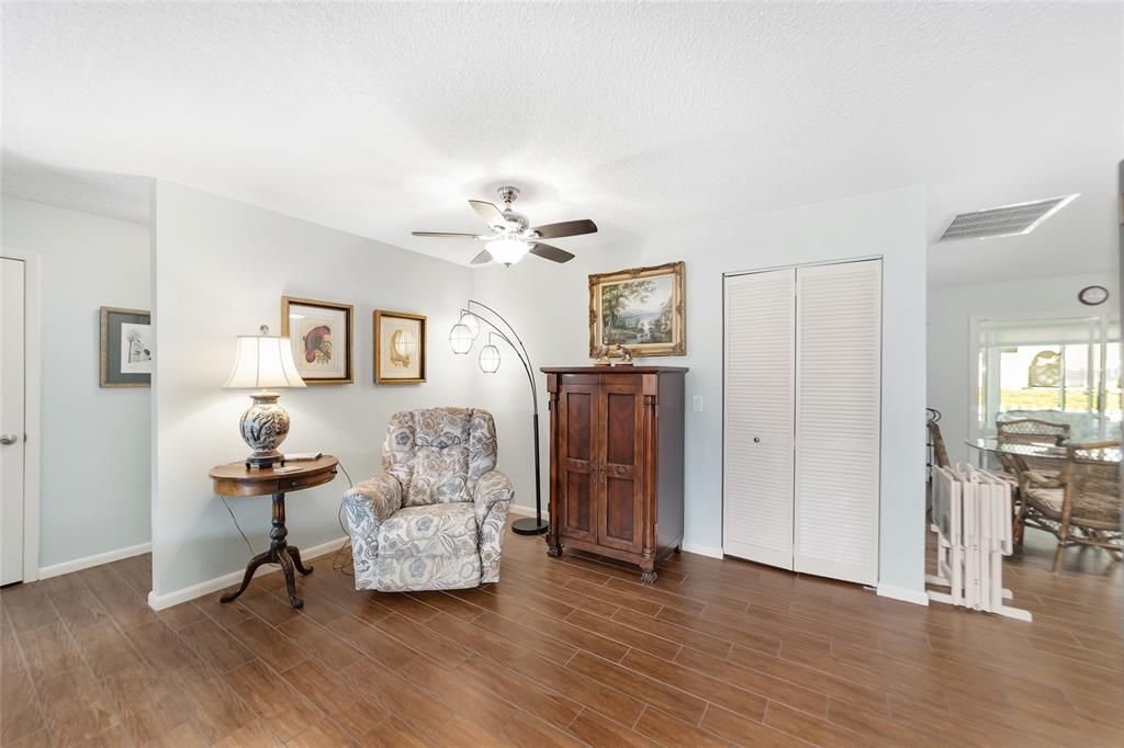 Active With Contract: $218,900 (2 beds, 2 baths, 1748 Square Feet)