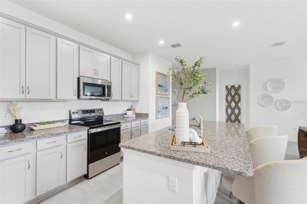 Active With Contract: $409,490 (4 beds, 2 baths, 1839 Square Feet)