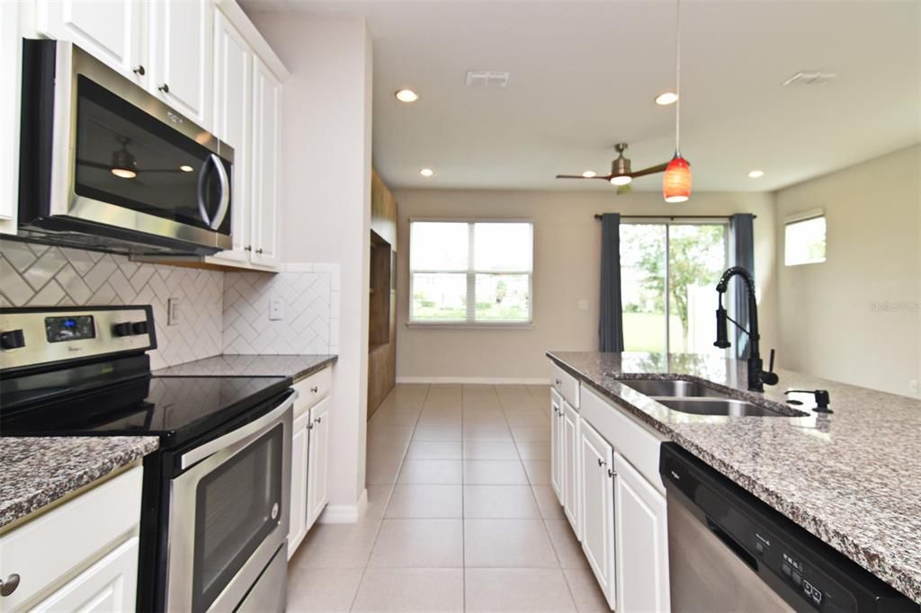 For Sale: $375,000 (3 beds, 2 baths, 1742 Square Feet)