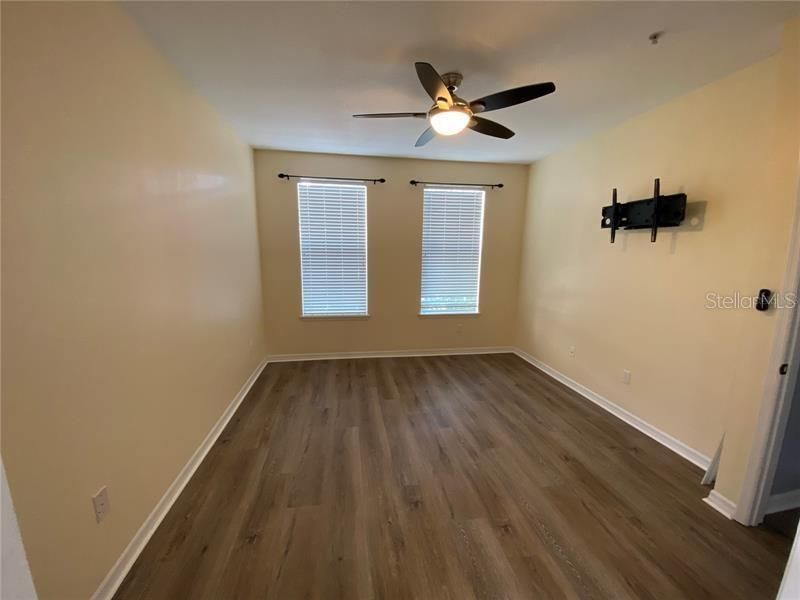 For Rent: $2,500 (3 beds, 2 baths, 1332 Square Feet)