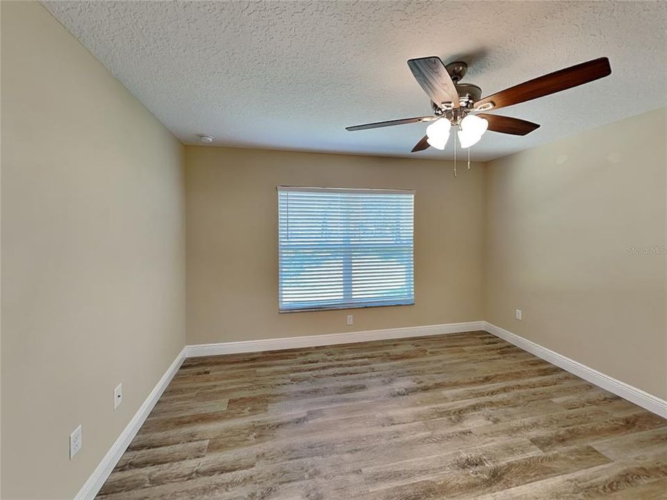 For Rent: $1,750 (3 beds, 2 baths, 1529 Square Feet)