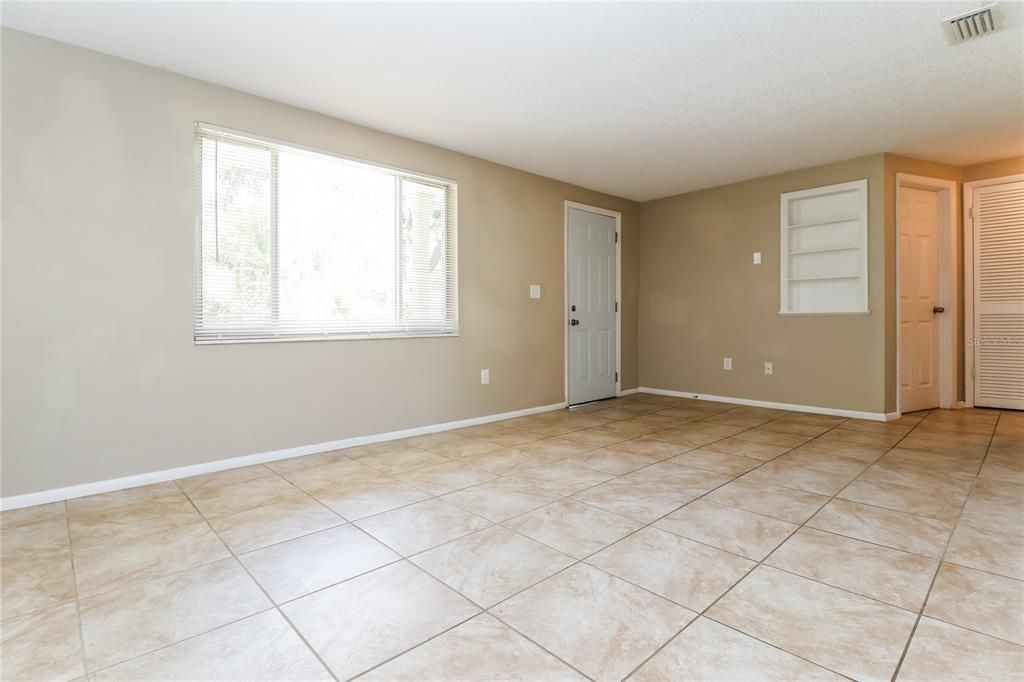 For Rent: $1,835 (3 beds, 2 baths, 1392 Square Feet)