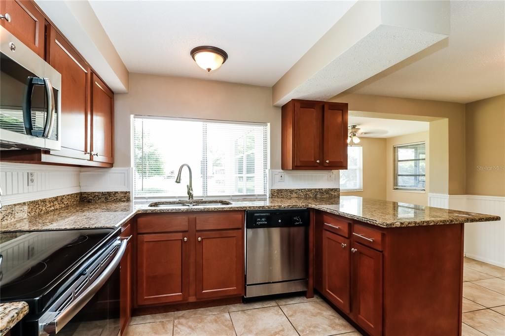 For Rent: $1,835 (3 beds, 2 baths, 1392 Square Feet)