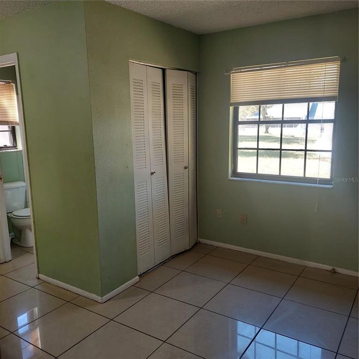 For Rent: $1,100 (2 beds, 2 baths, 832 Square Feet)