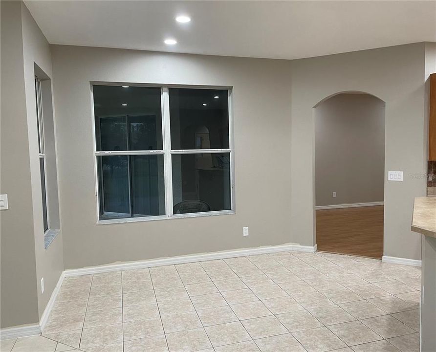 For Rent: $2,350 (4 beds, 3 baths, 2436 Square Feet)