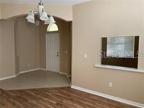 For Rent: $2,275 (3 beds, 2 baths, 1702 Square Feet)