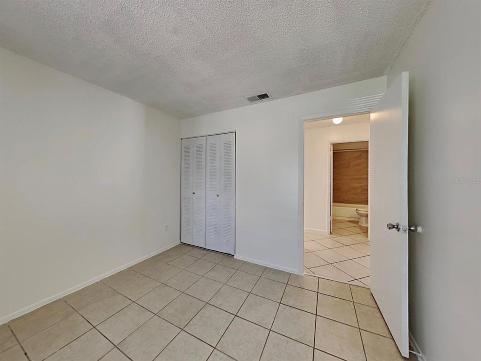 For Rent: $1,999 (3 beds, 2 baths, 1141 Square Feet)