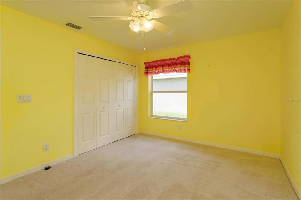 For Sale: $350,000 (4 beds, 2 baths, 2074 Square Feet)