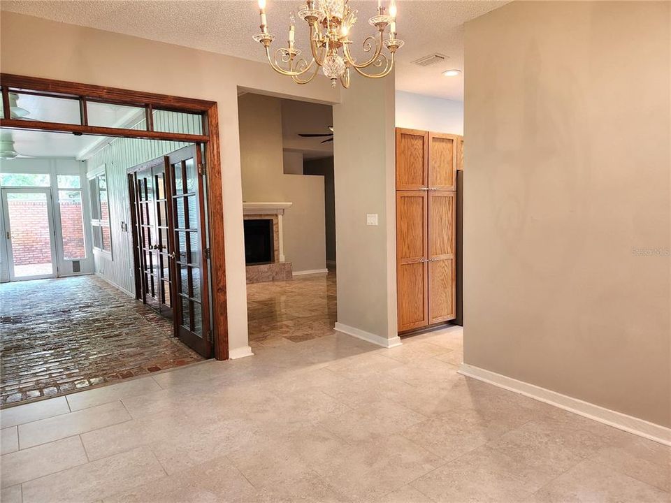 Dining Room to Porch