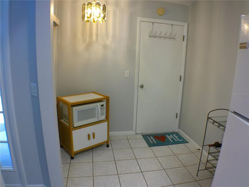 Kitchen Nook - Garage Entry