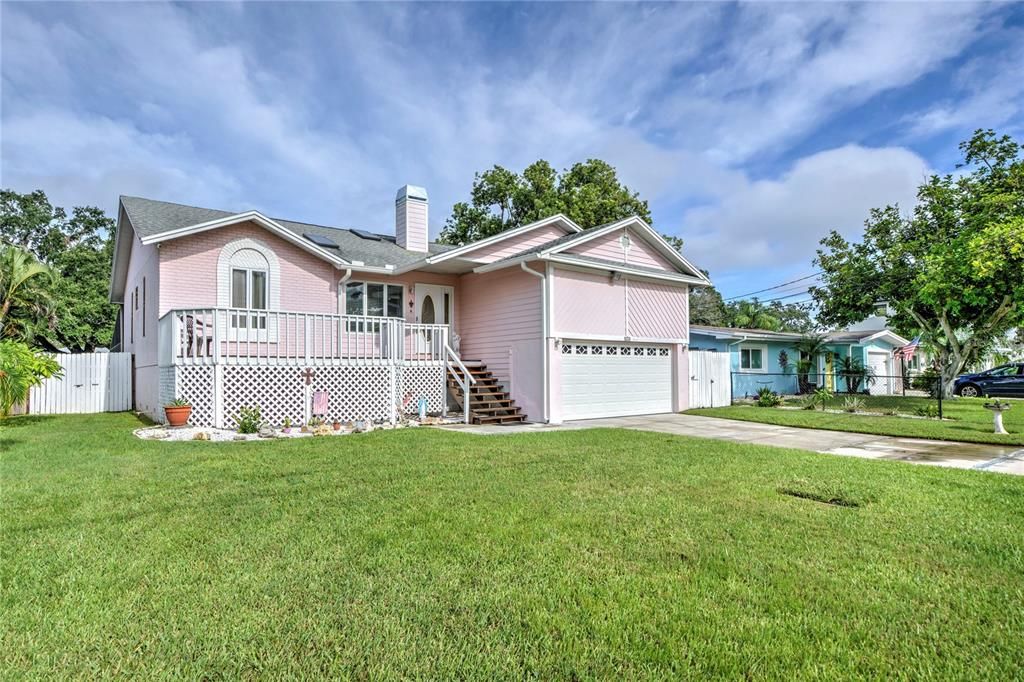 For Sale: $680,000 (3 beds, 2 baths, 1378 Square Feet)