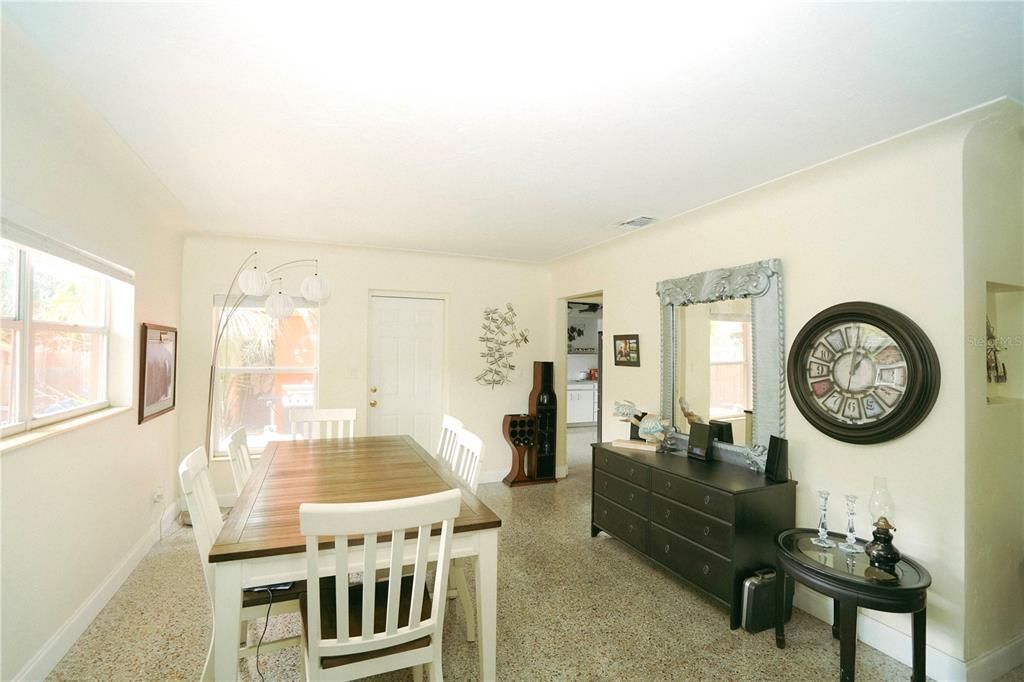 Dining room/entrance to kitchen