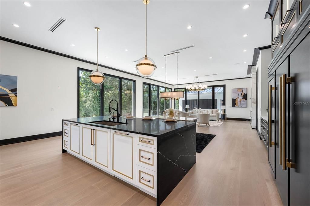 For Sale: $5,695,000 (5 beds, 5 baths, 5264 Square Feet)