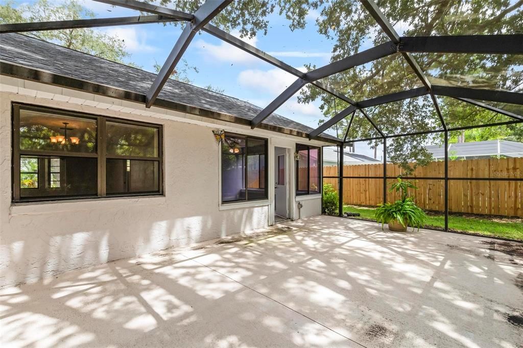 Screened Read Patio