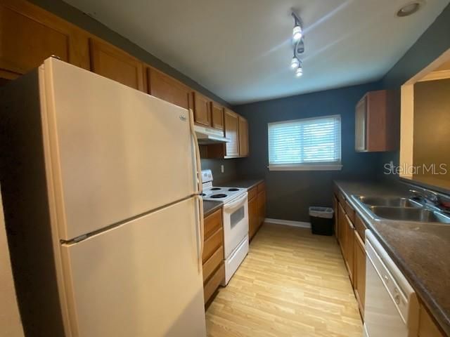 For Rent: $1,875 (2 beds, 2 baths, 1049 Square Feet)