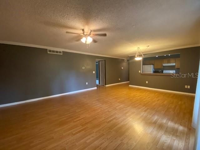 For Rent: $1,875 (2 beds, 2 baths, 1049 Square Feet)