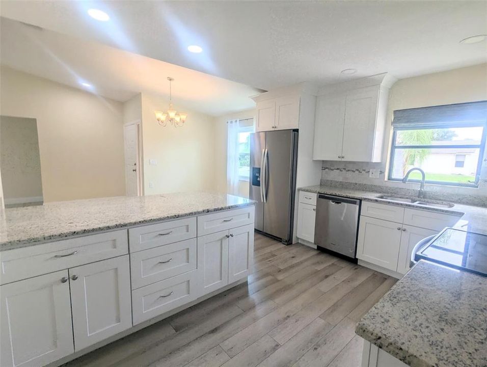 For Rent: $2,695 (3 beds, 2 baths, 1547 Square Feet)