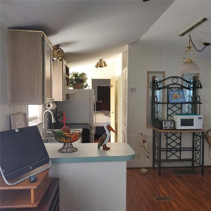 待售: $187,000 (2 贝兹, 1 浴室, 504 平方英尺)