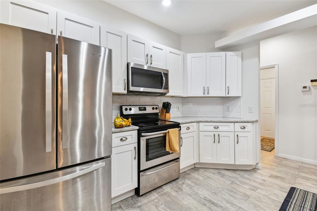 For Sale: $375,000 (3 beds, 2 baths, 1627 Square Feet)