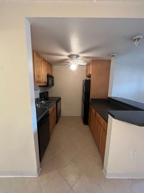 For Rent: $1,750 (1 beds, 1 baths, 747 Square Feet)