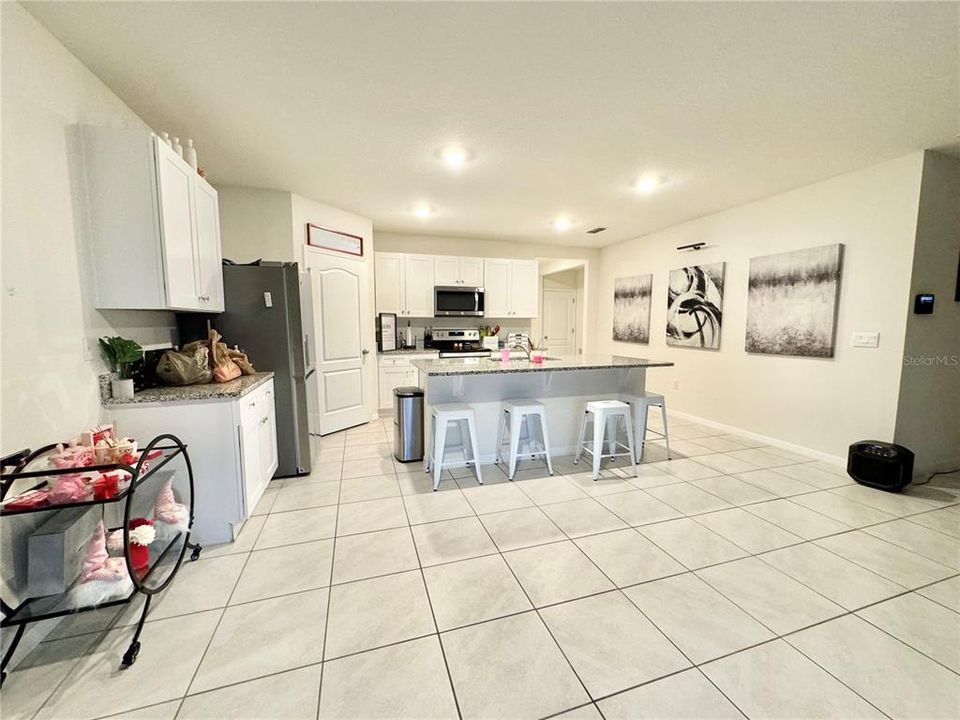 For Sale: $429,900 (4 beds, 2 baths, 1846 Square Feet)