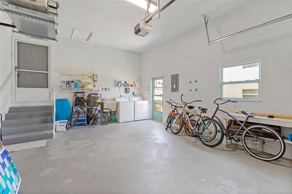 В аренду: $3,895 (2 спален, 2 ванн, 1292 Квадратных фут)