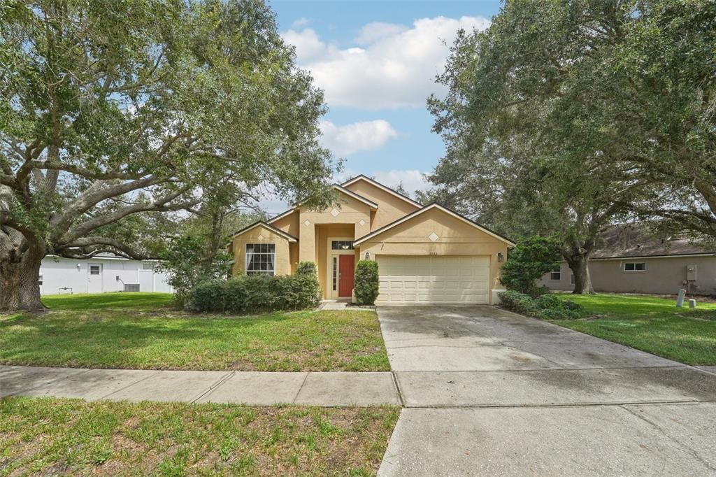 In the perfect location just off Maguire Road with easy access to the Florida Turnpike this 4BD/2BA home awaits in Ocoee’s Cross Creek community with GATED ACCESS, an UPDATED KITCHEN and BATHROOMS, formal and family spaces, a LARGE .19 ACRE LOT and POND VIEWS!