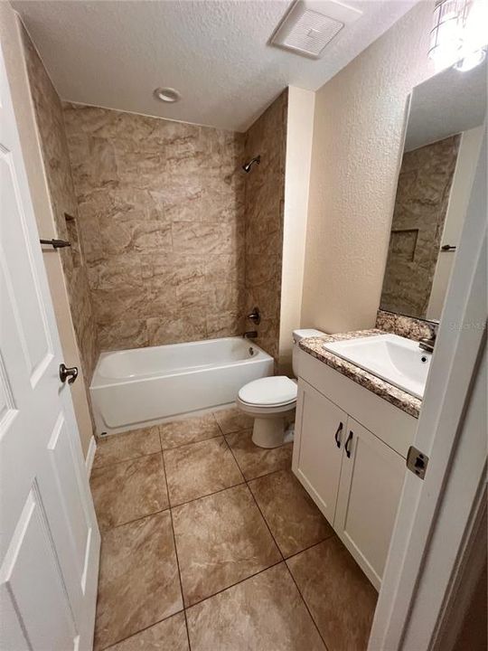 Hall /Guest bathroom