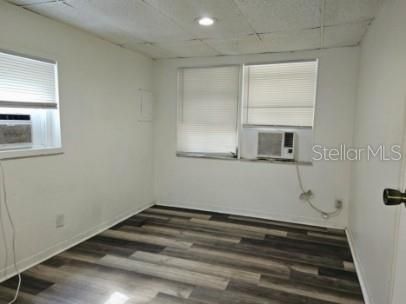 For Rent: $2,185 (2 beds, 1 baths, 680 Square Feet)