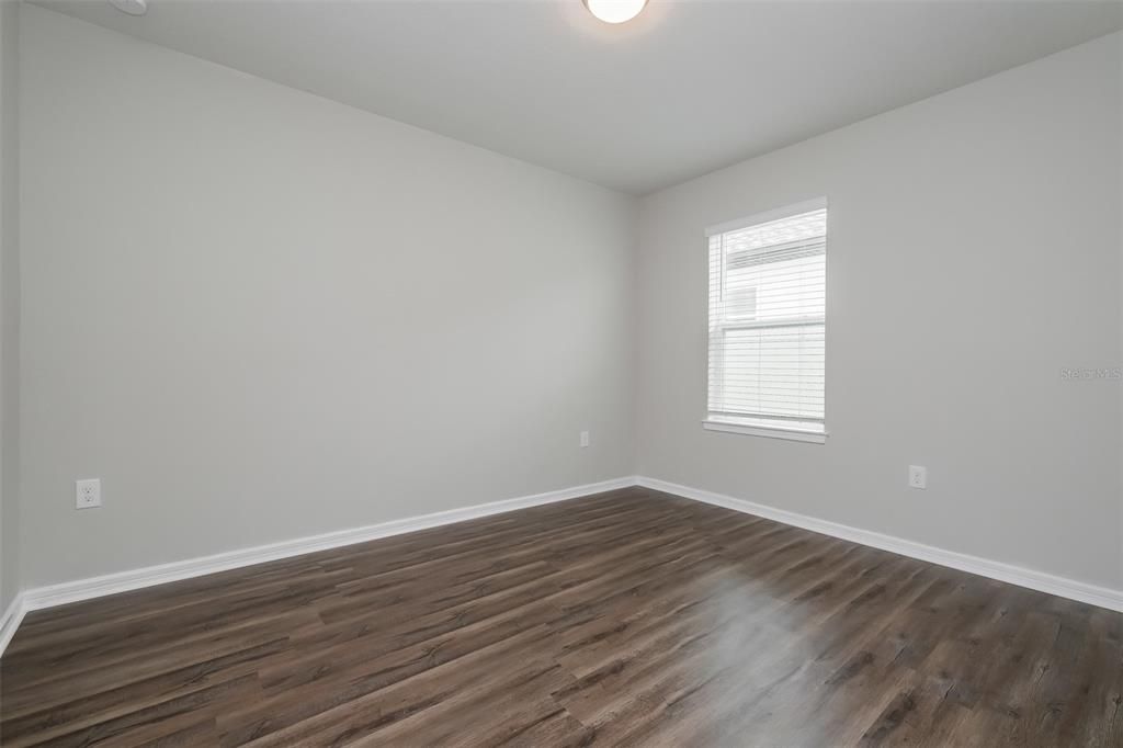 For Rent: $2,249 (3 beds, 2 baths, 1817 Square Feet)