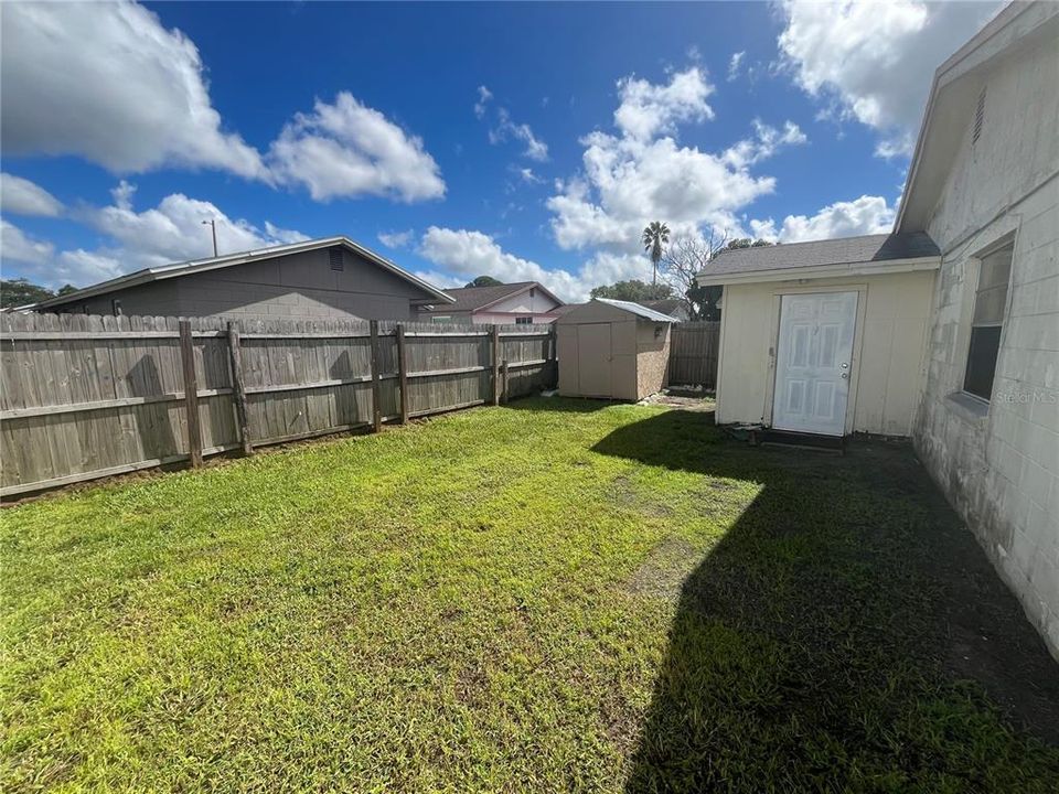 For Sale: $295,000 (3 beds, 2 baths, 1158 Square Feet)