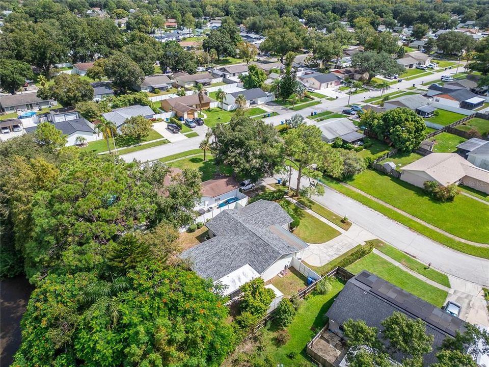 Active With Contract: $430,000 (4 beds, 3 baths, 1905 Square Feet)