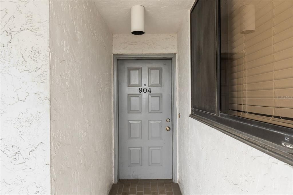 For Rent: $2,900 (2 beds, 2 baths, 1338 Square Feet)