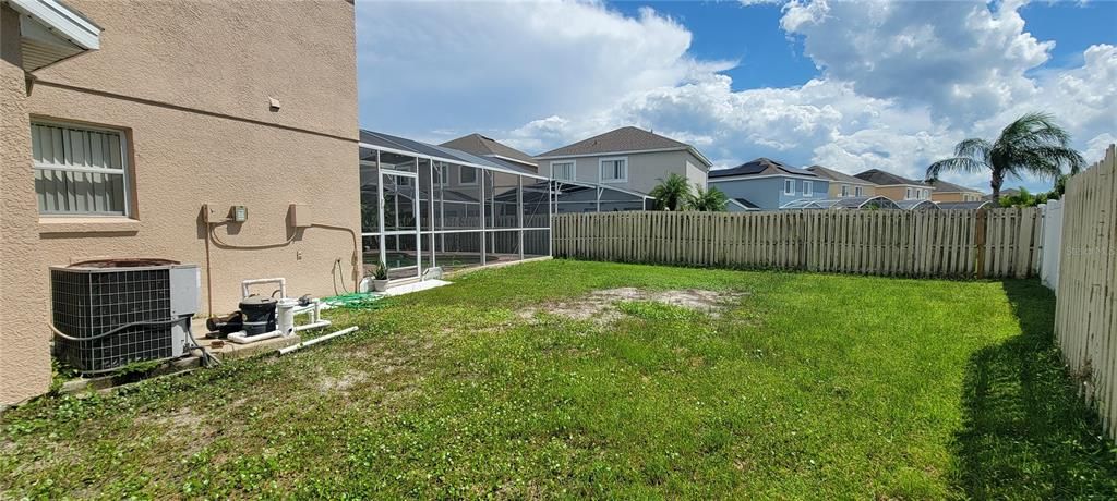 Active With Contract: $2,700 (4 beds, 2 baths, 1837 Square Feet)