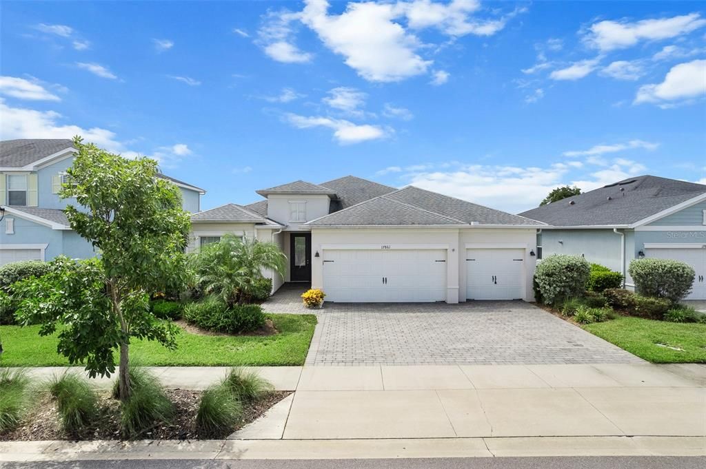 For Sale: $524,999 (4 beds, 2 baths, 2239 Square Feet)