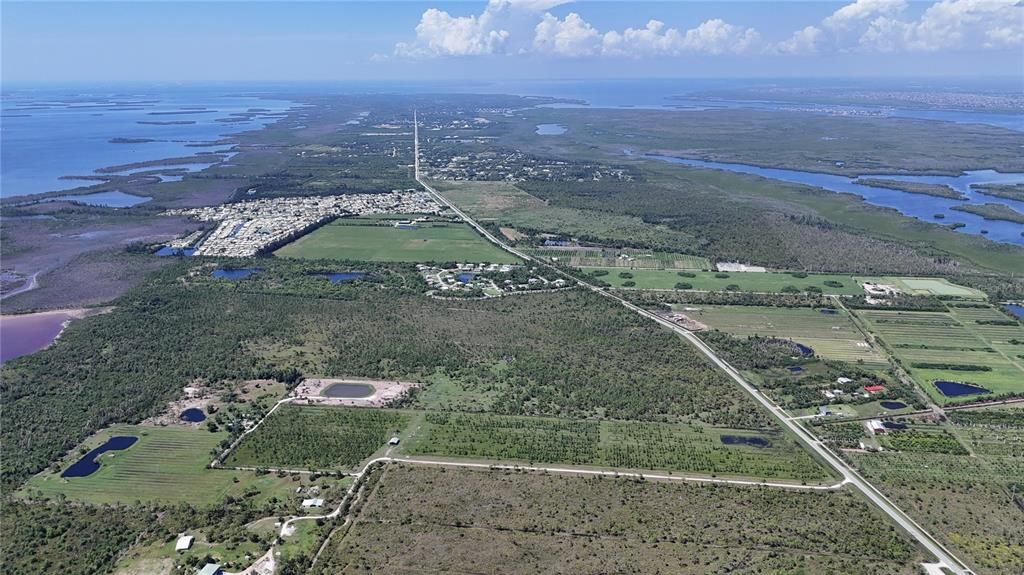 待售: $650,000 (5.34 acres)