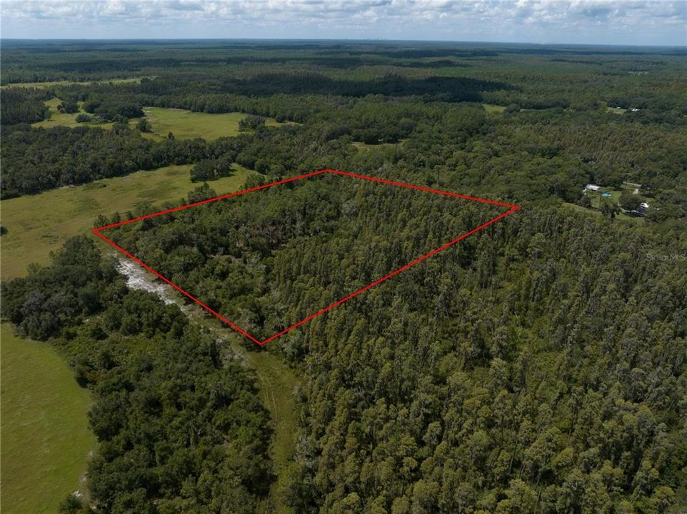 На продажу: $197,997 (1.00 acres)