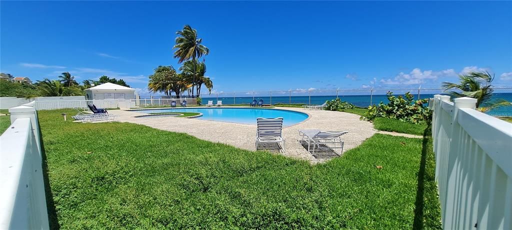 For Sale: $250,000 (2 beds, 2 baths, 1500 Square Feet)