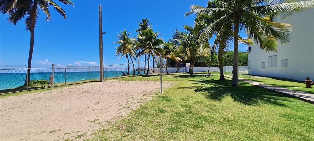 For Sale: $250,000 (2 beds, 2 baths, 1500 Square Feet)