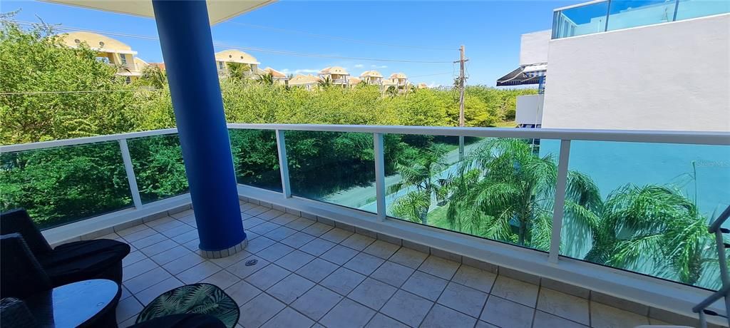 For Sale: $250,000 (2 beds, 2 baths, 1500 Square Feet)