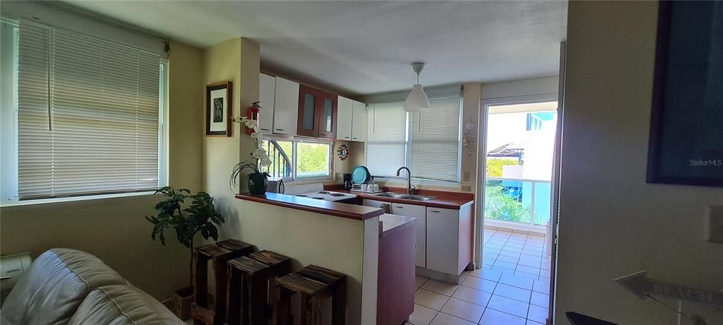 For Sale: $250,000 (2 beds, 2 baths, 1500 Square Feet)