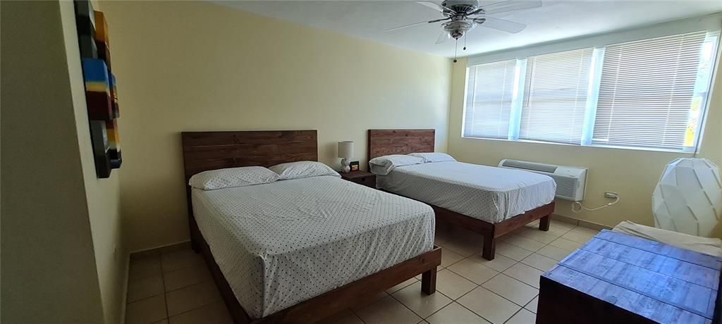 For Sale: $250,000 (2 beds, 2 baths, 1500 Square Feet)