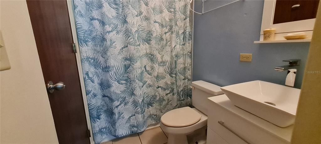 For Sale: $250,000 (2 beds, 2 baths, 1500 Square Feet)