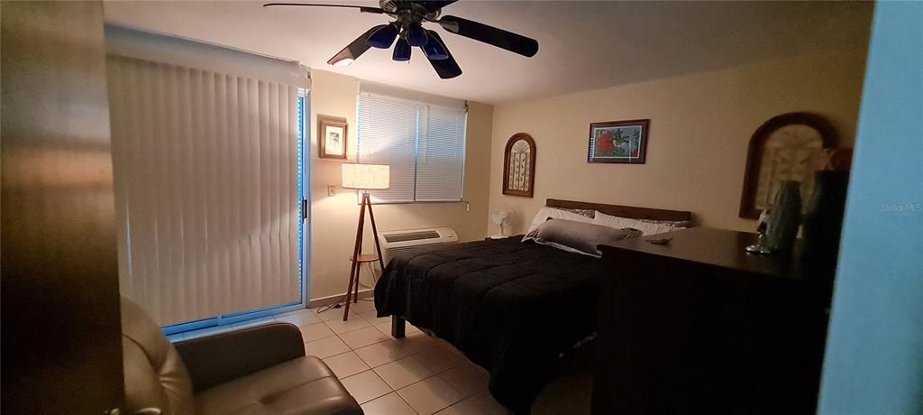 For Sale: $250,000 (2 beds, 2 baths, 1500 Square Feet)