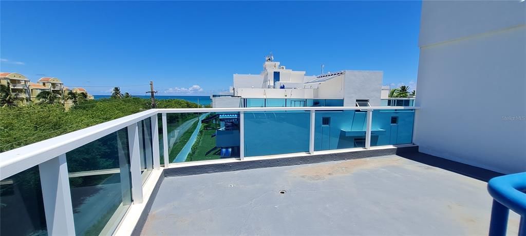 For Sale: $250,000 (2 beds, 2 baths, 1500 Square Feet)