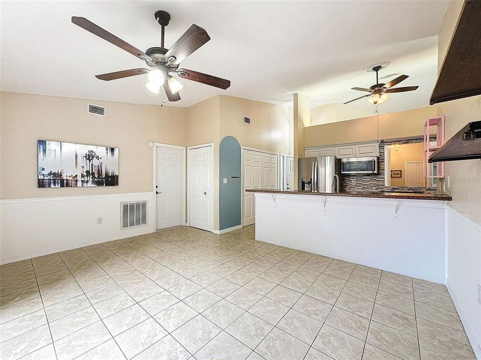 For Sale: $550,000 (4 beds, 2 baths, 1731 Square Feet)